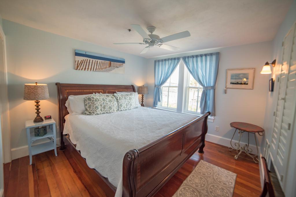 Night Swan Intracoastal Bed & Breakfast New Smyrna Beach Exterior photo